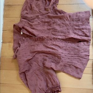 Doen shirt. Size small